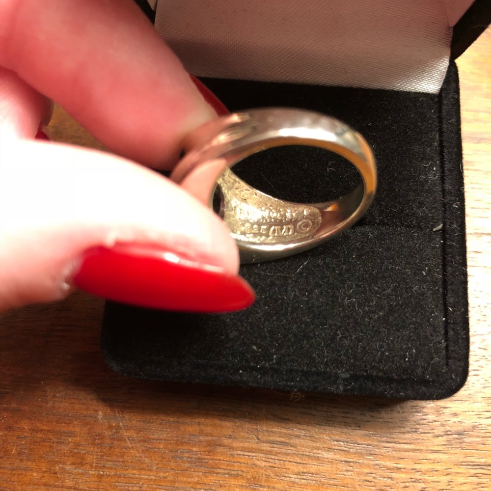 Sterling silver purple stone ring - Picture 5 of 5